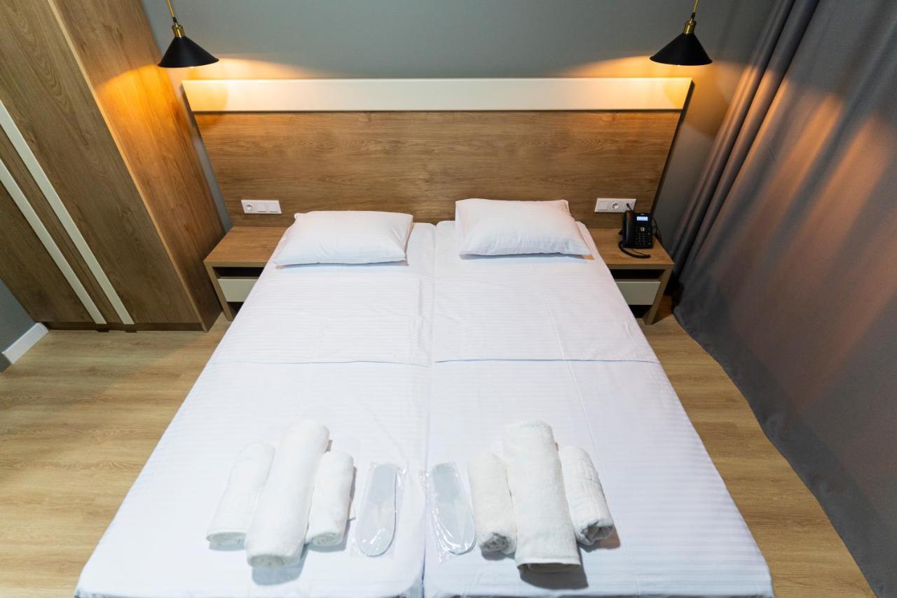 Boulevard Apartments 巴统 外观 照片