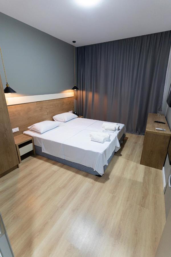 Boulevard Apartments 巴统 外观 照片