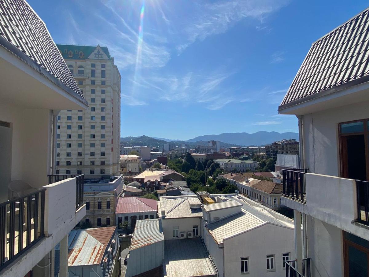 Boulevard Apartments 巴统 外观 照片